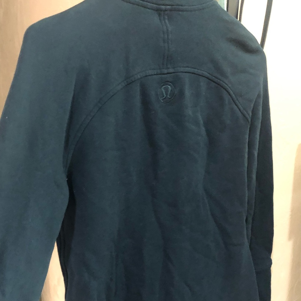 Lululemon pullover!! Warm and cozy